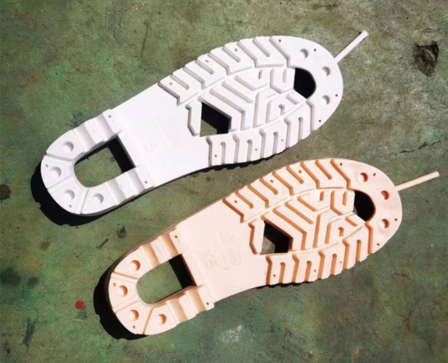 Ь��PVCԭ�ϵđ�(y��ng)��